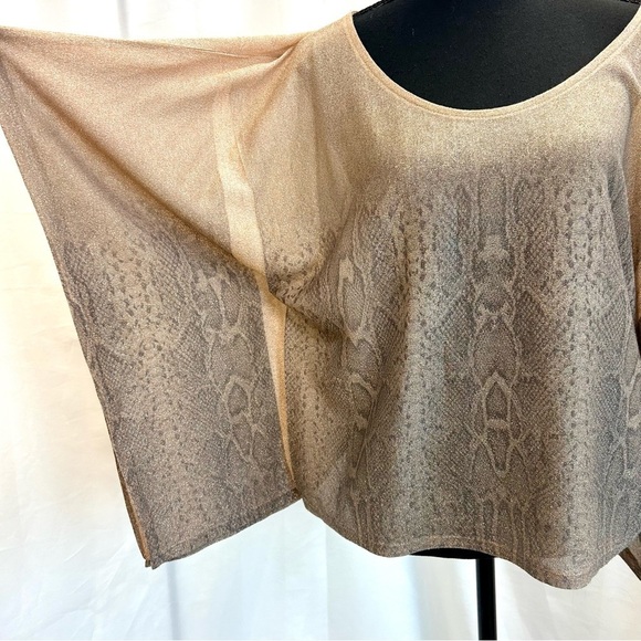 SEDUCTION cream gray animal snake print webbed sleeve shimmering blouse Sz M🇨🇦 - Picture 4 of 10